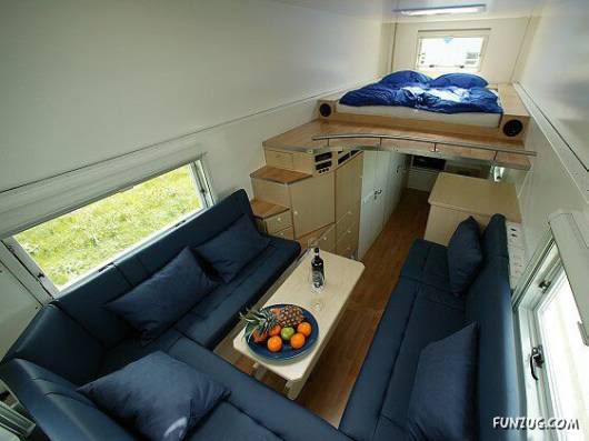 Amazing Home Inside a Truck