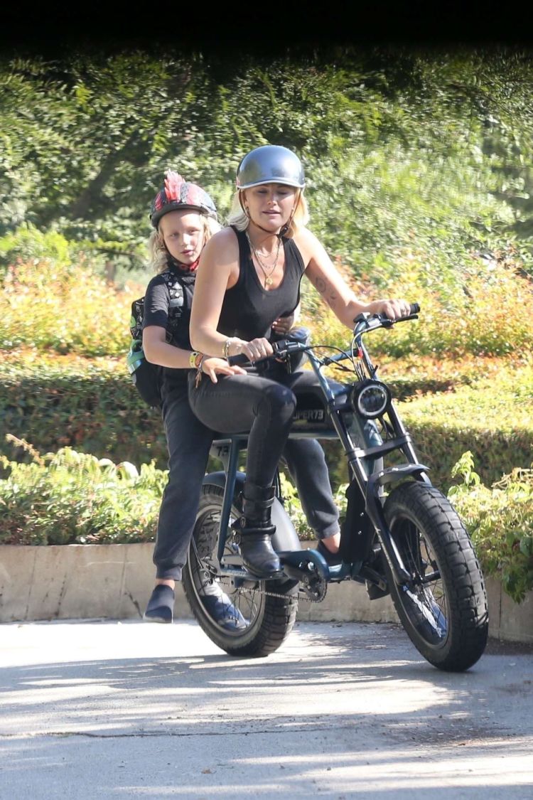 Malin Akerman On An Electric Bike Ride With Her Son In Los Feliz