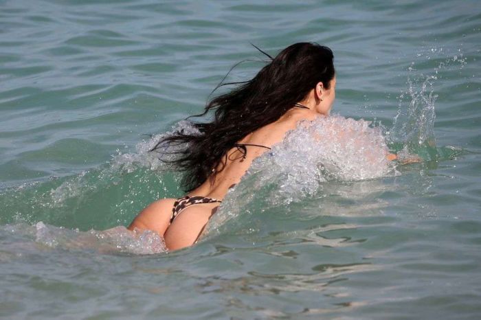 Bella Hadid Vacationing In A Bikini At A Beach In Miami
