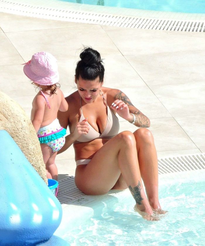 Elena Miras Vacationing In Bikini With Mike Heiter At Palma De Mallorca, Spain