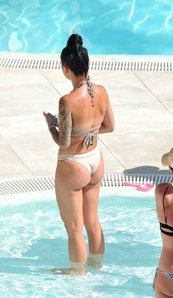 Elena Miras Vacationing In Bikini With Mike Heiter At Palma De Mallorca, Spain