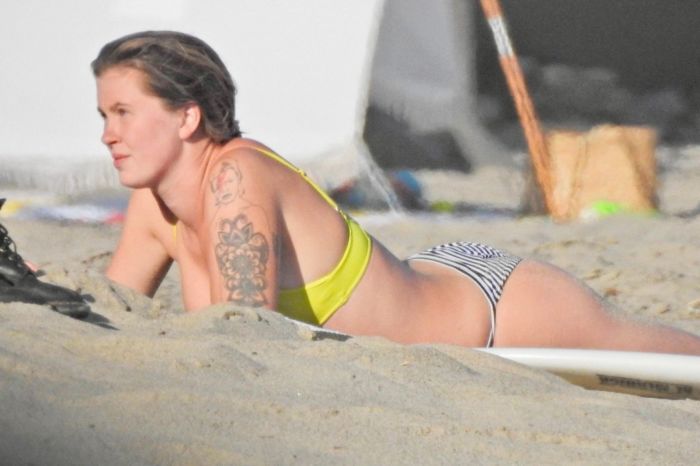 Ireland Baldwin Enjoying Bikini Vacation At The Beach In Malibu