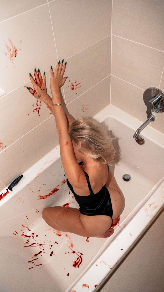 Jordyn Jones In A Black Swimsuit For Her Latest Bathtub Photoshoot