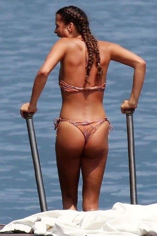 Philine Roepstorff Having Fun In A Bikini On A Yacht In Tremezzo