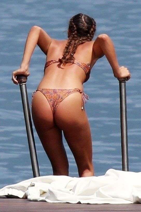 Philine Roepstorff Having Fun In A Bikini On A Yacht In Tremezzo