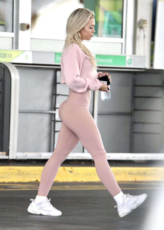 Tammy Hembrow Candids In Tights At A Gas Station In Gold Coast