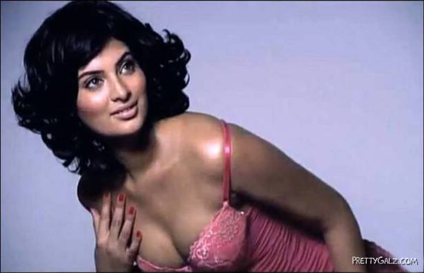 Sayali Bhagat's Hottest Photoshoot