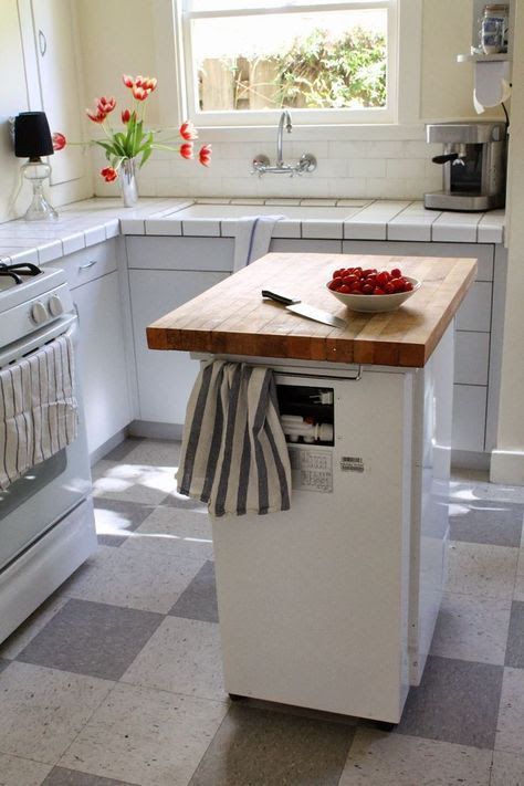 Mobile Kitchen Islands To Ease Up Your Life